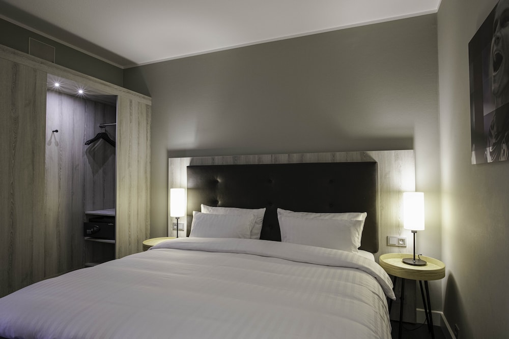 Junior Suite - Photo 9