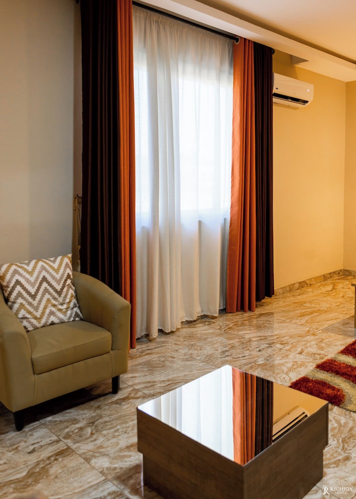 Superior Suite photo 3