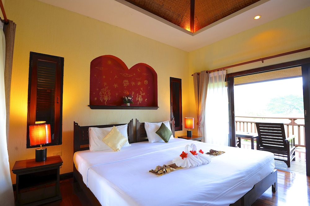Chalet, Mountain View - Photo 1
