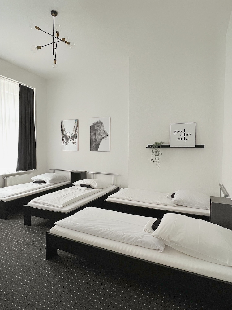 Quadruple Room, Shared Bathroom (no TV)