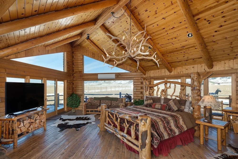 Villa photo 2