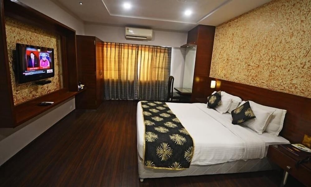 Executive Suite photo 2