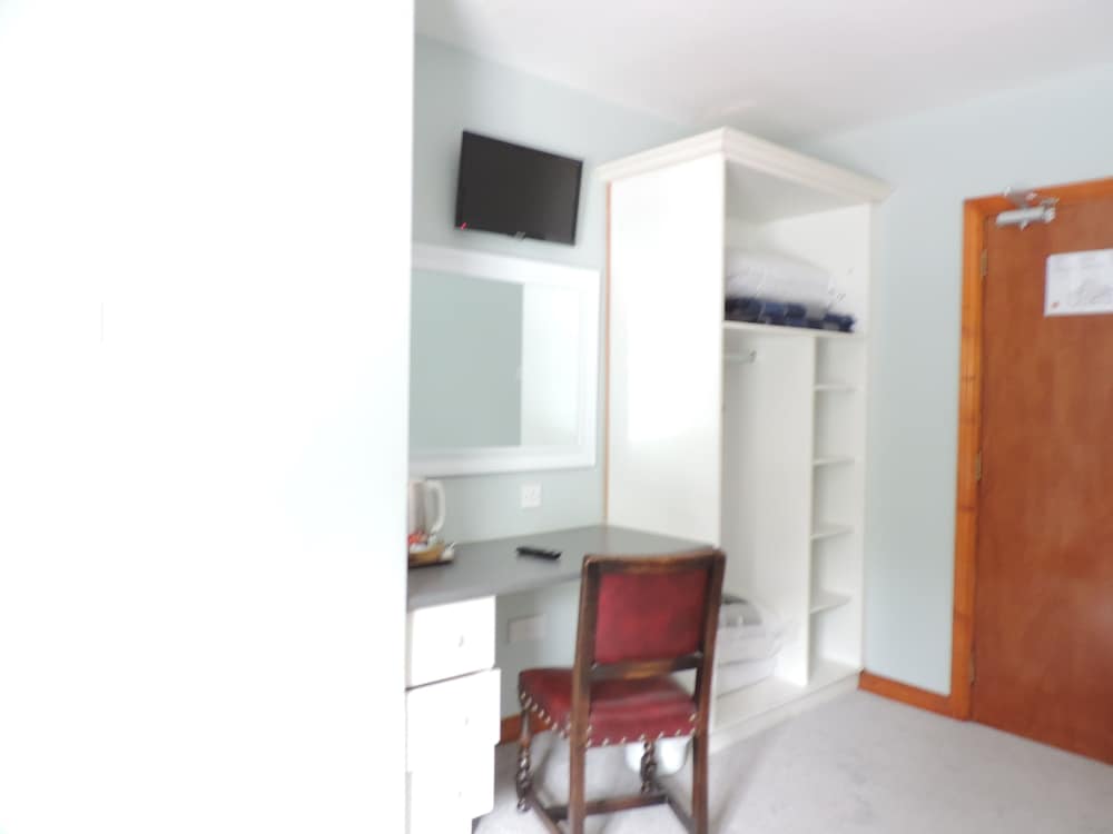 Deluxe Triple Room, Ensuite, Sea View photo 3