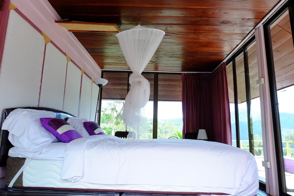 2 Bedrooms Superior Villa photo 3
