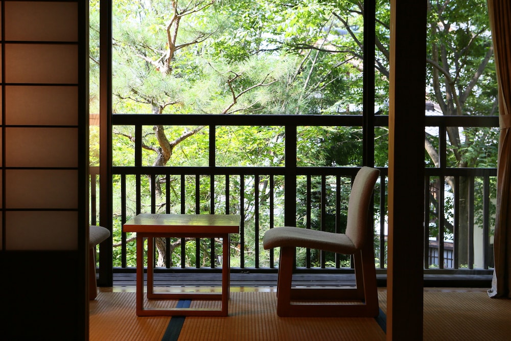 Superior Corner Room (54 Sqm), Non Smoking photo 3