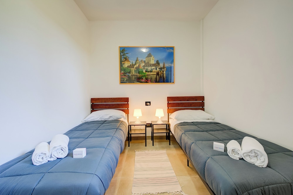 Family House, Multiple Bedrooms (Villa Teresa Apt Lake Garda View) photo 2