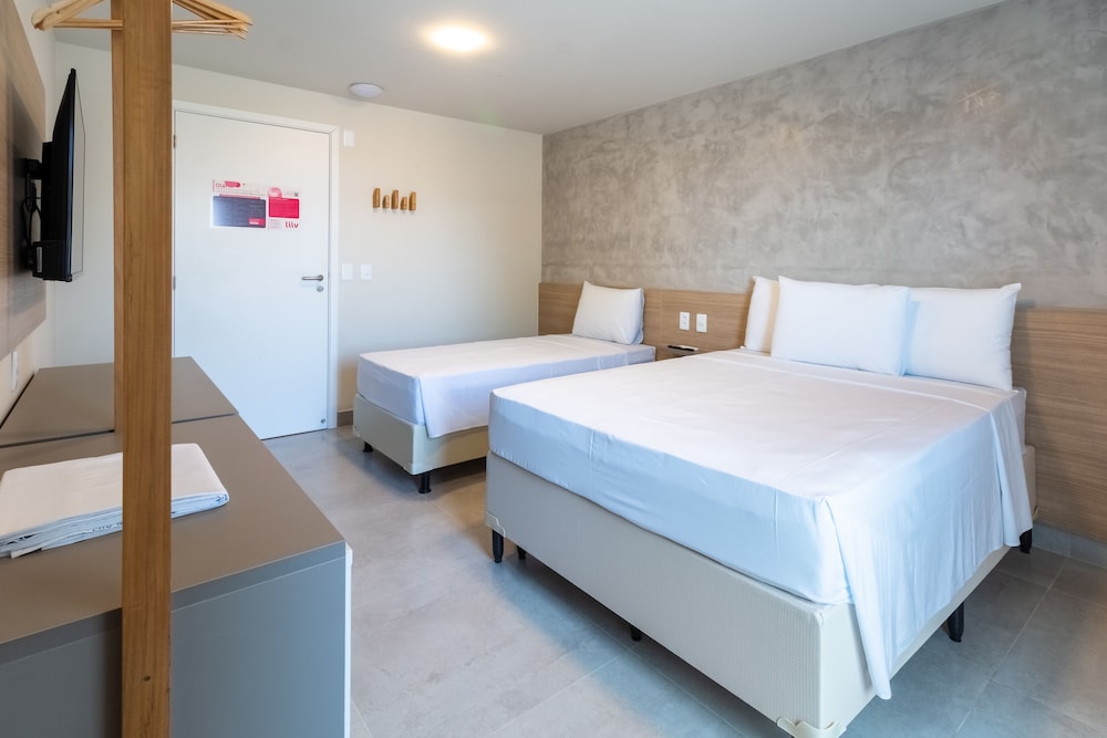 Design Quadruple Room photo 2