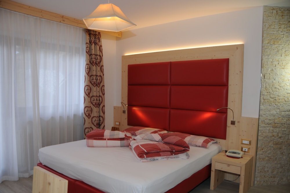 Comfort Double Room, Balcony, Mountain View (2 pax) photo 1