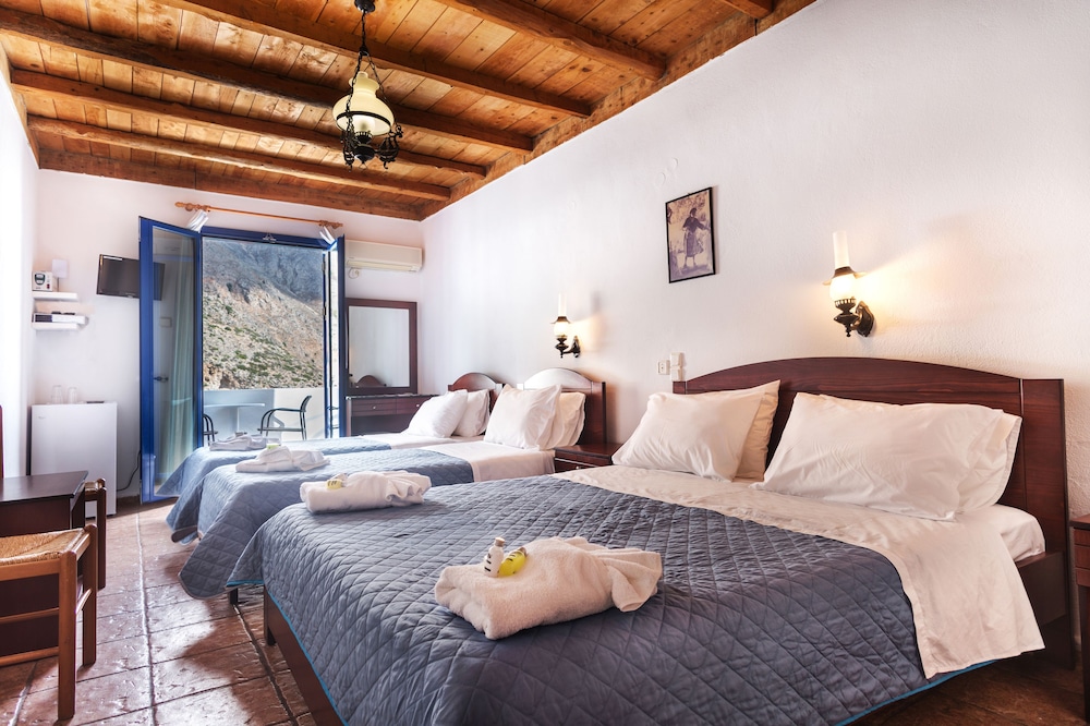 Quadruple Room, 1 Bedroom, Sea View photo 1
