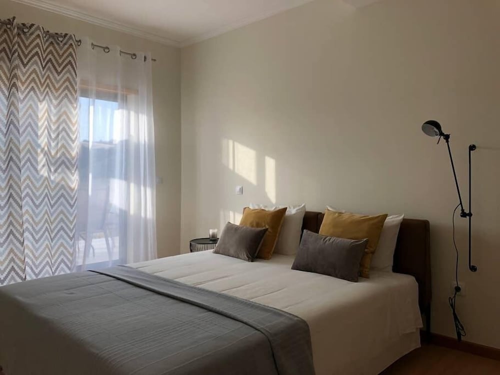 Apartment, 2 Bedrooms, Balcony, Valley View