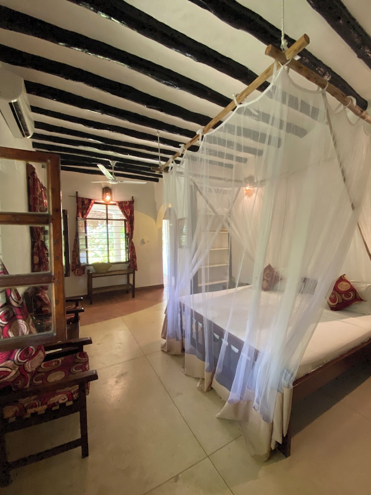 Signature Double or Twin Room, 1 Bedroom, Non Smoking, Garden View photo 2