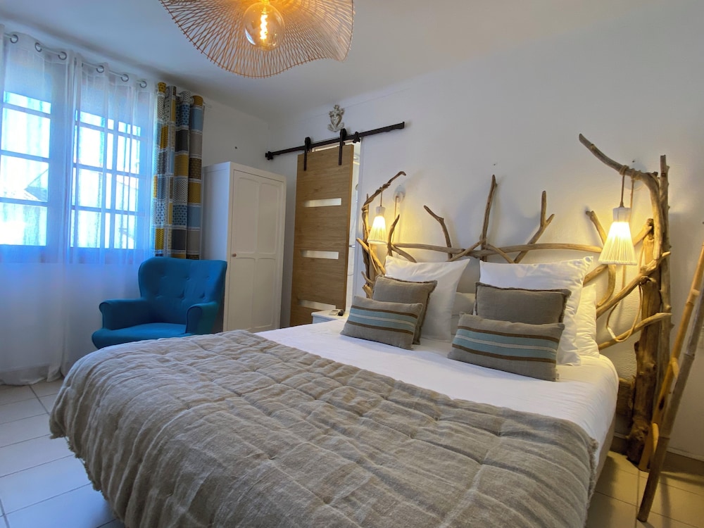 Double Room (Le Phare de la Gacholle) photo 1