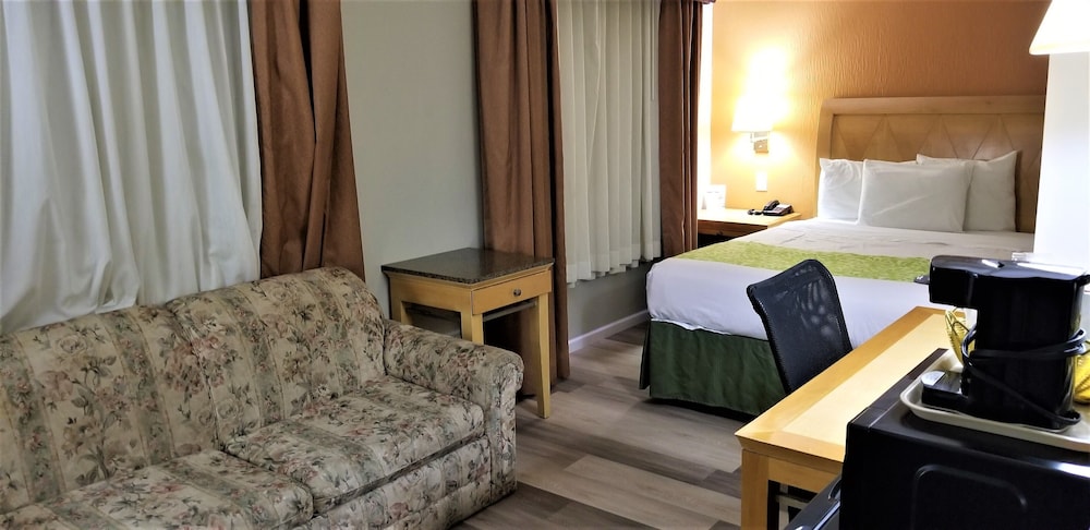 Deluxe Room, 1 Queen Bed