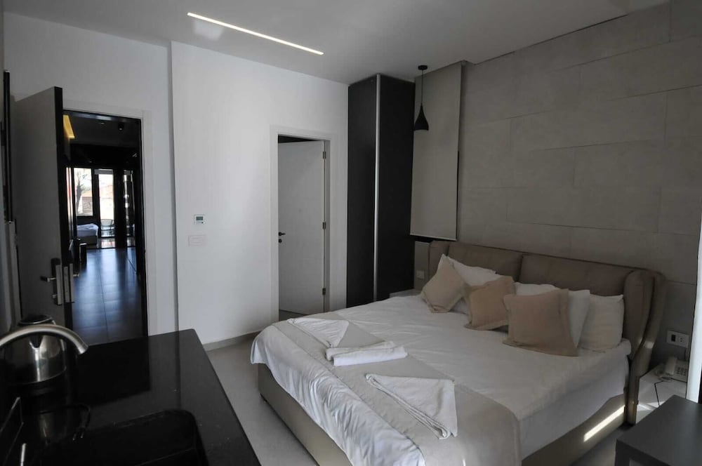 Studio, Jetted Tub, Sea View (Room No 4) photo 2