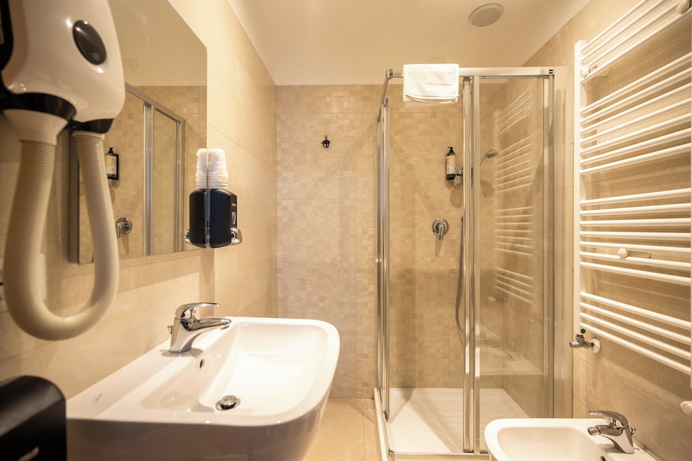Classic Double Room, Canal View photo 2