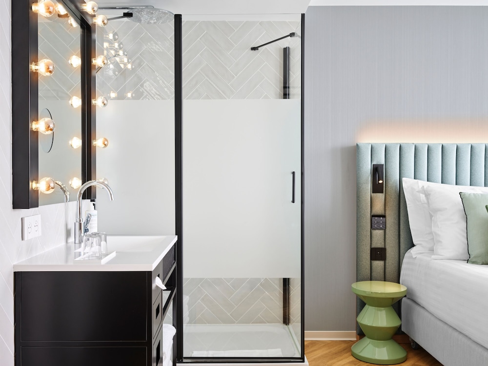 Comfort Twin Room