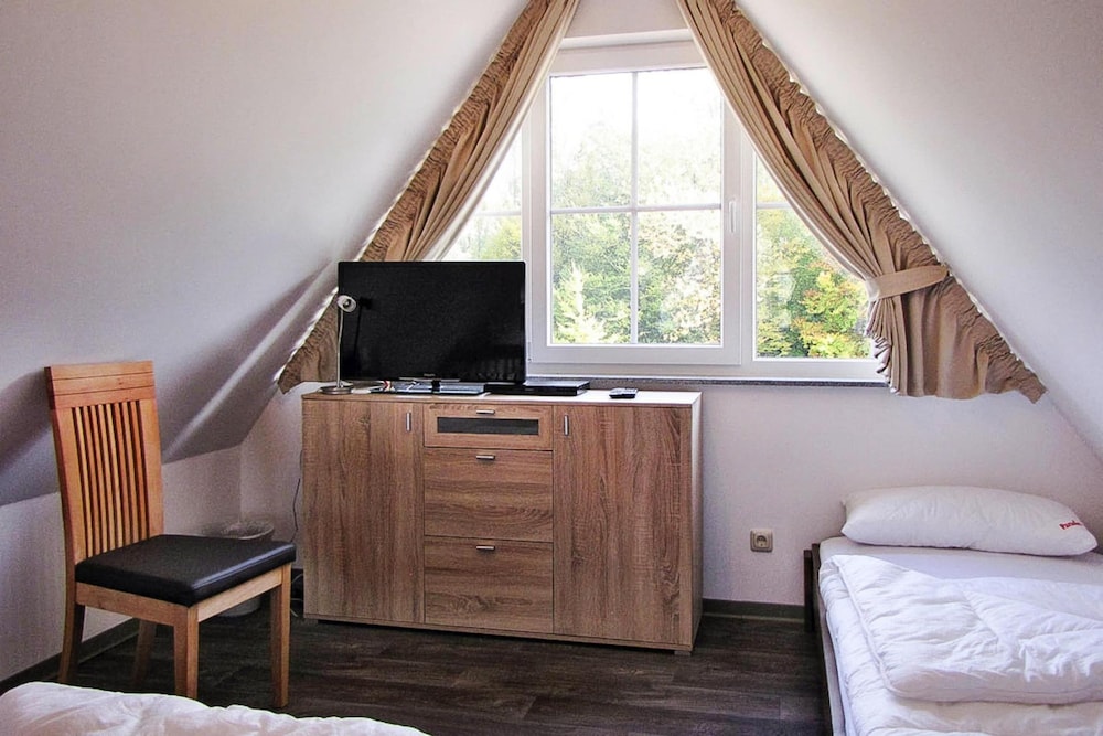 Comfort House, 4 Bedrooms photo 2
