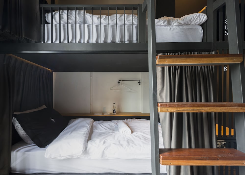 8 Beds Mixed Dormitory photo 1