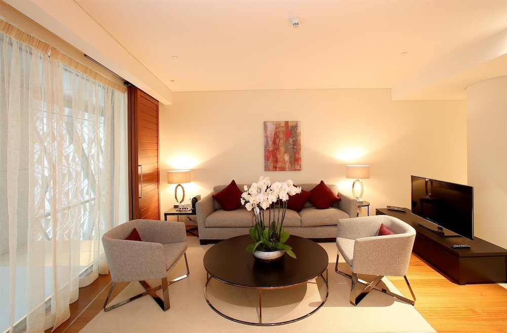 Executive Suite, 1 King Bed photo 2