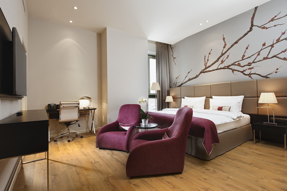 Junior Suite, 1 Twin Bed, Business Lounge Access photo 1