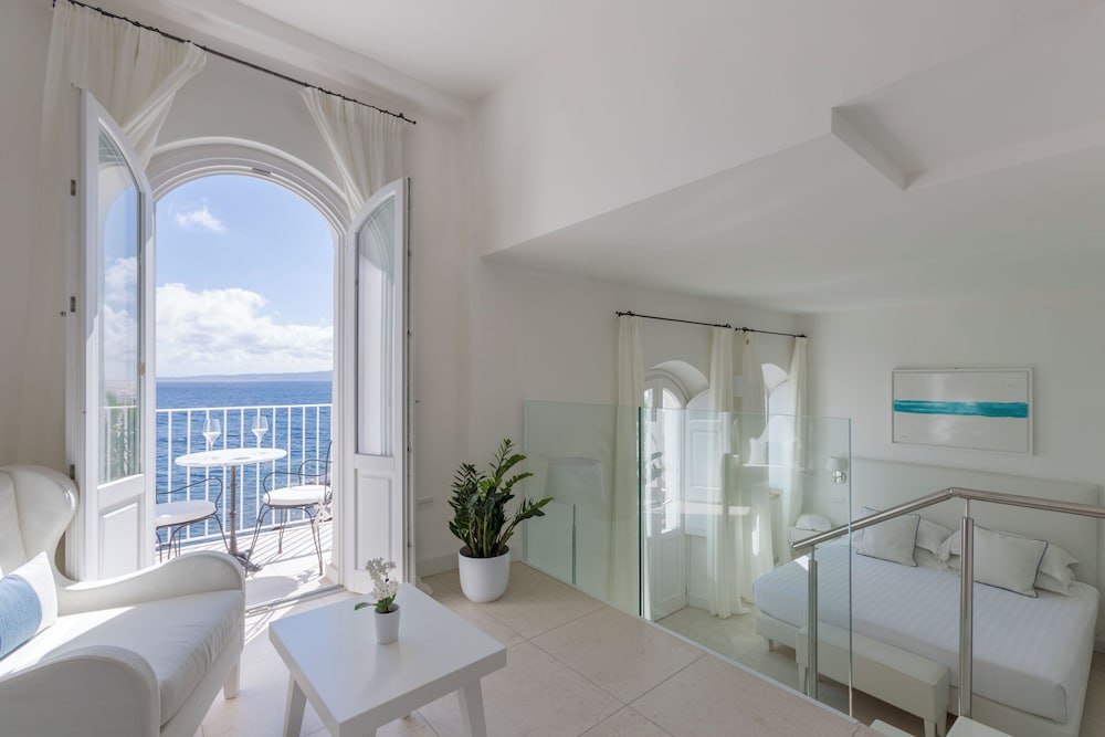Luxury Double Room, Balcony, Sea View