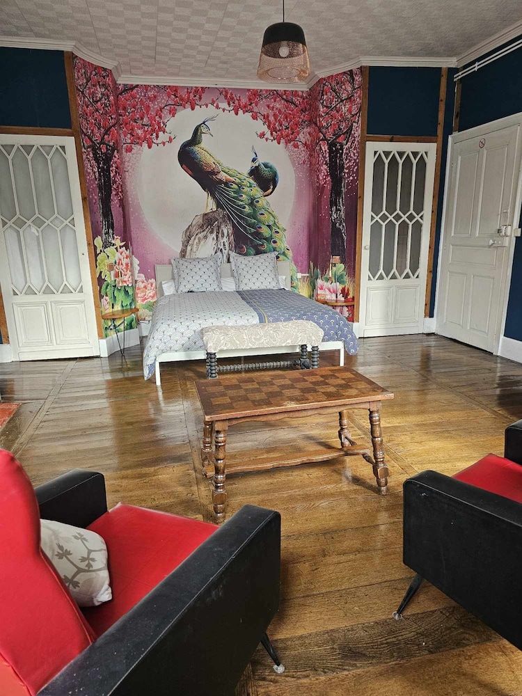 Family Room - Photo 1