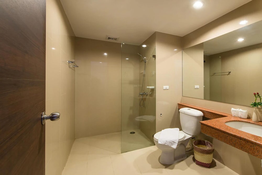 Junior Suite - Photo 11