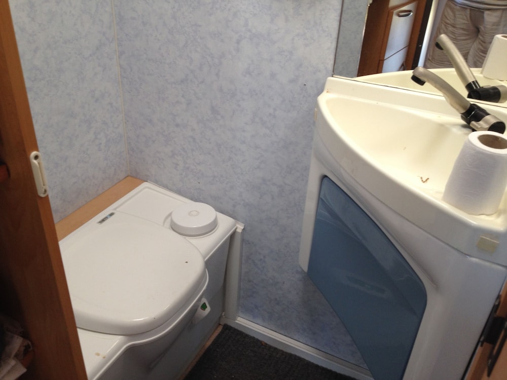 Mobile Home photo 2
