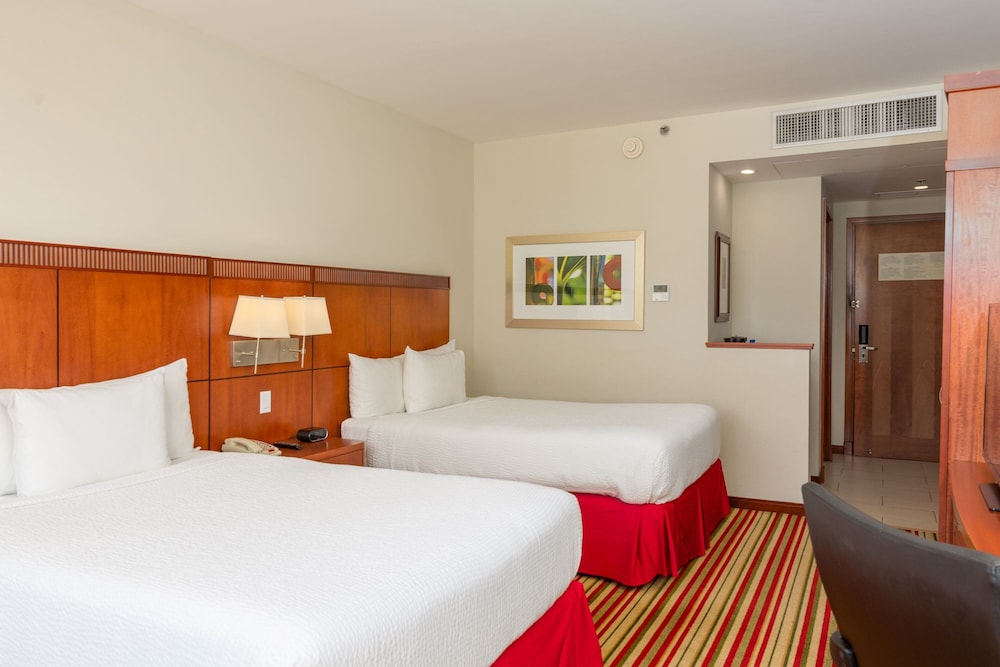 Standard Double Room, 2 Double Beds, City View - Photo 6