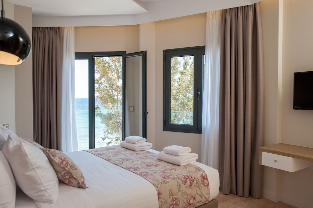 Standard Double or Twin Room photo 2