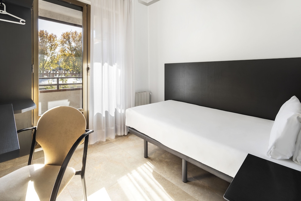 Basic Room