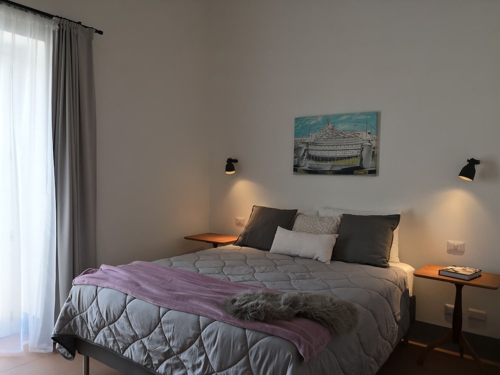 Deluxe Double or Twin Room, Balcony photo 1