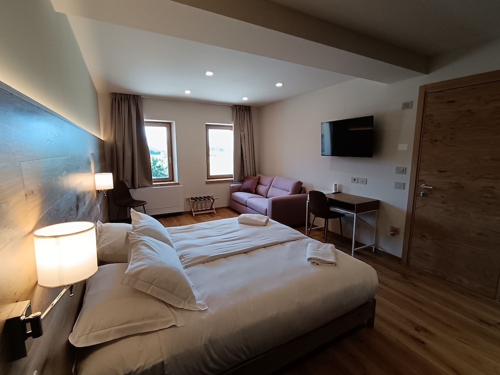 Comfort Double or Twin Room, Courtyard View