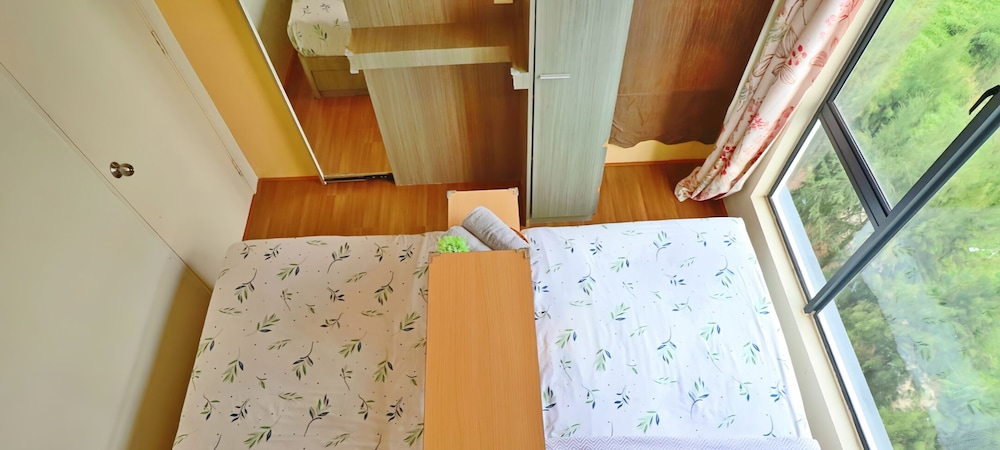 Deluxe Apartment, 2 Bedrooms, Sea View, Beachside - Photo 6
