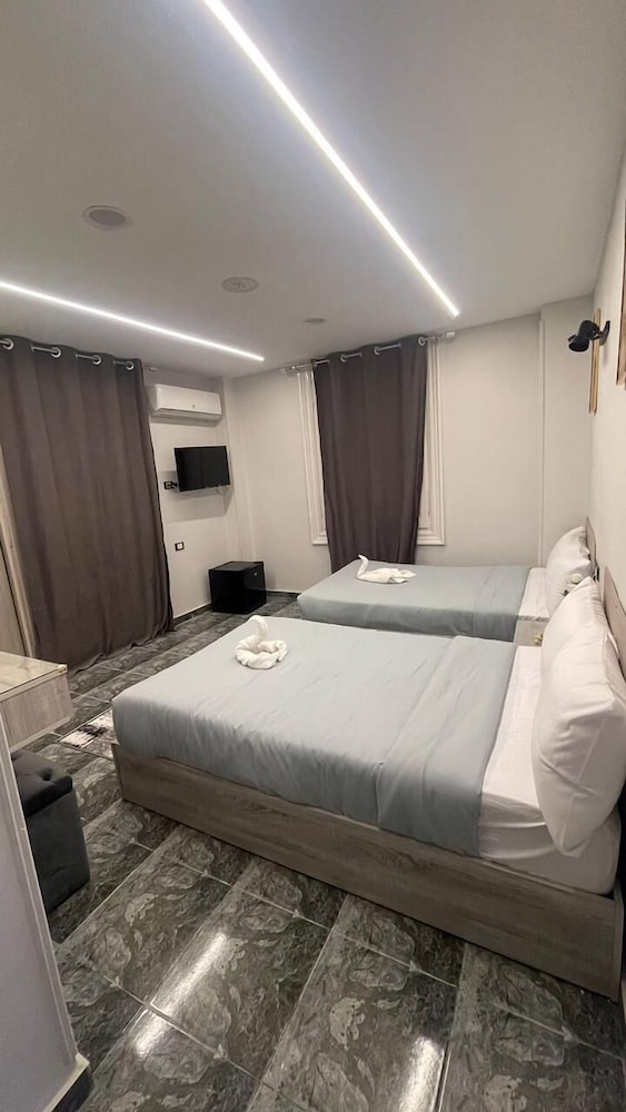 Deluxe Double Room, 2 Bedrooms, City View