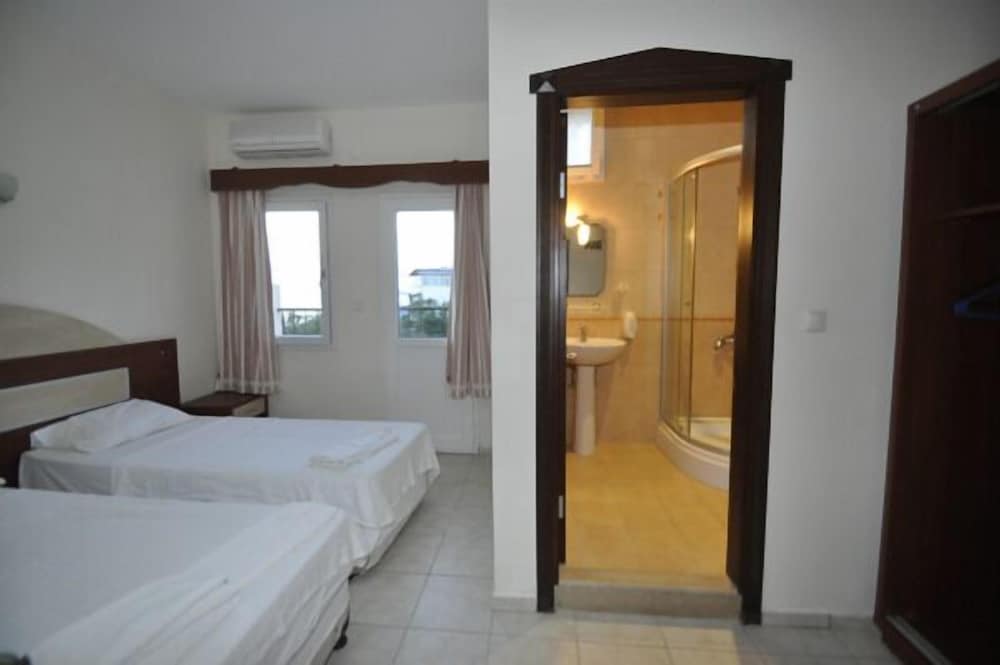 Standard Room, Garden View