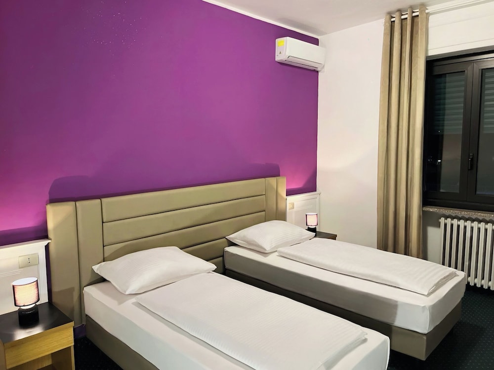 Comfort Double or Twin Room