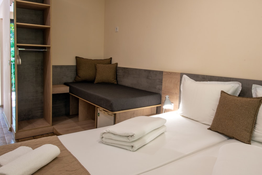 Luxury Suite, Terrace photo 2