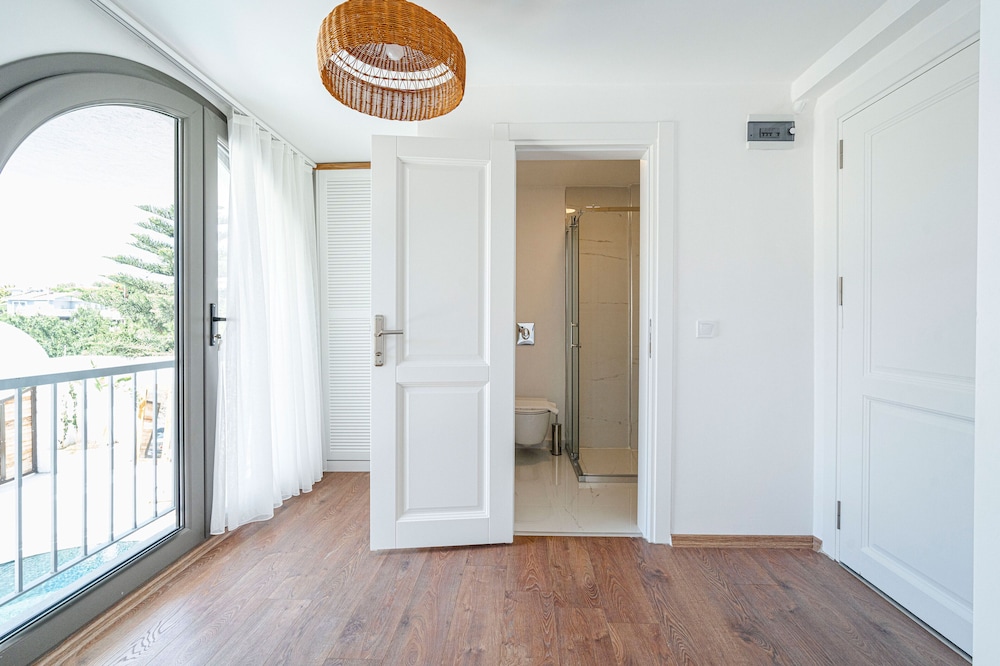 Grand Room photo 3