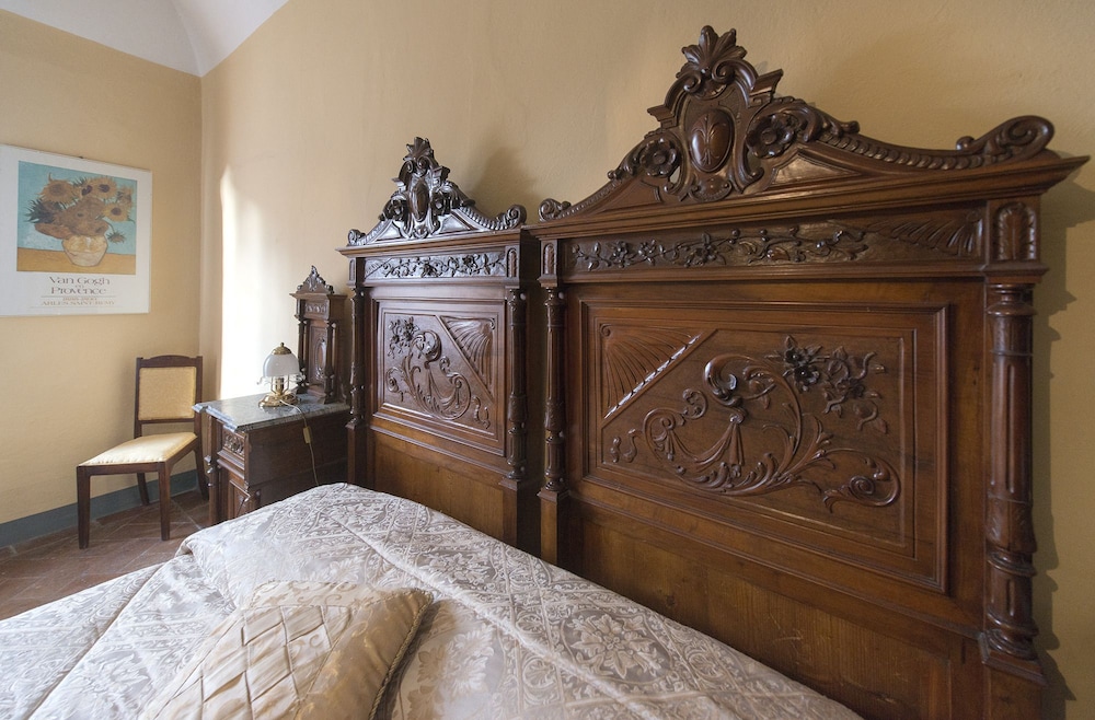 Panoramic Triple Room, 1 Bedroom, Private Bathroom, City View photo 3