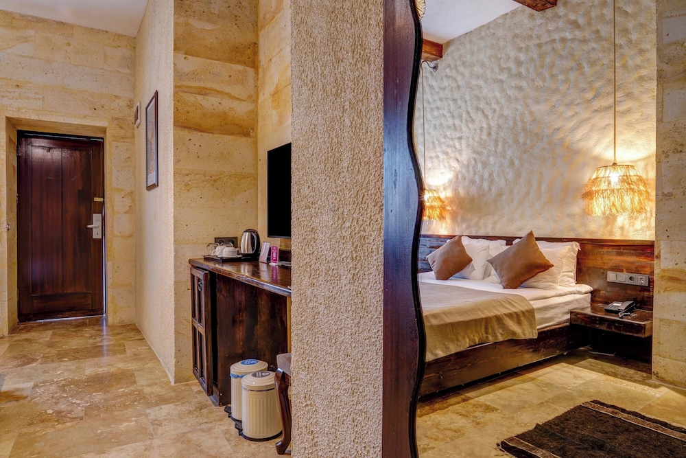 Stone Room - Photo 5