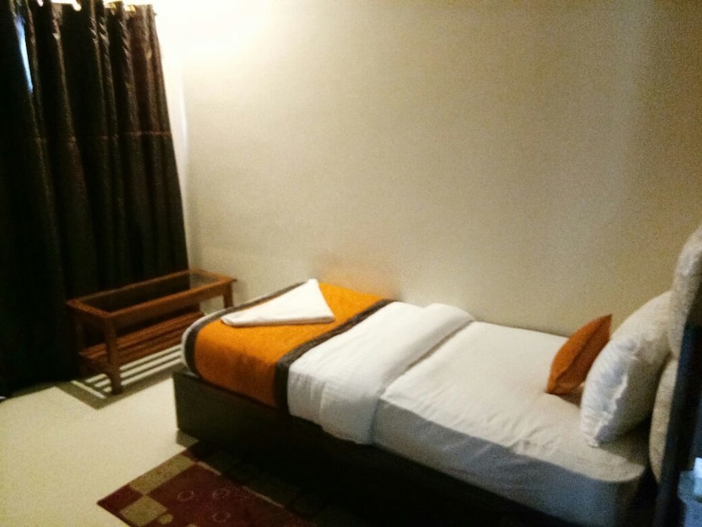 Business Single Room, 1 Twin Bed photo 1