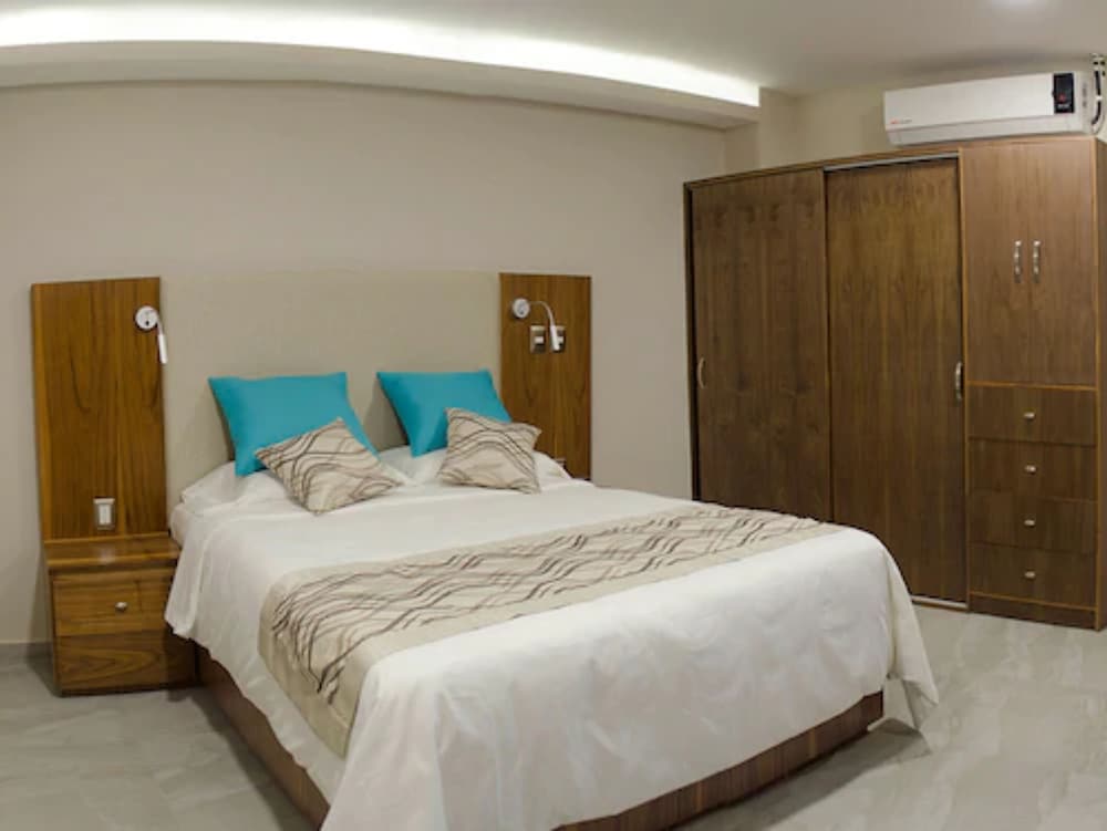 Executive Room, 1 Queen Bed