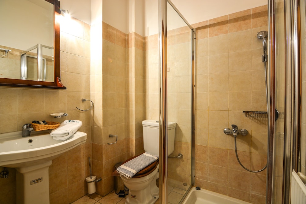 Suite, Multiple Beds, Mountain View photo 3
