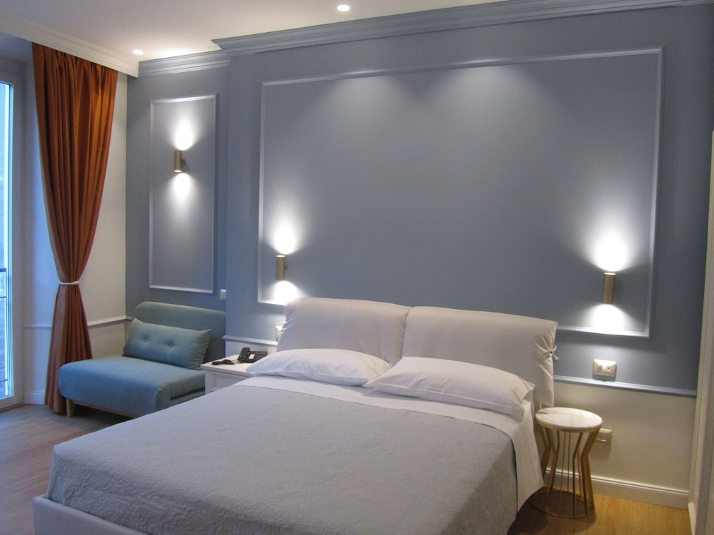 Superior Triple Room - Photo 1