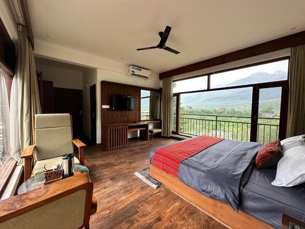 Luxury Room, Balcony photo 1