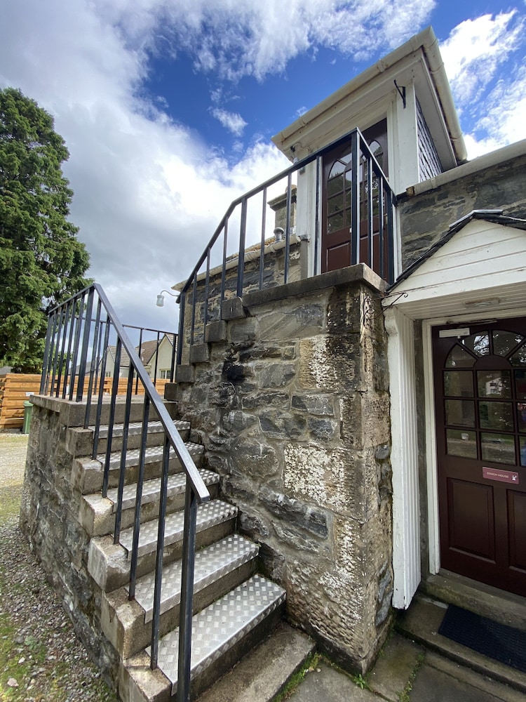 Classic Double Room, Mountain View, Courtyard Area photo 2