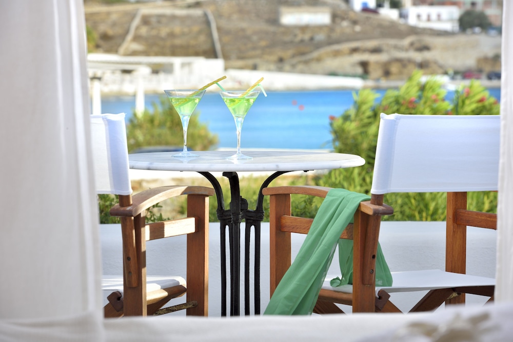 Elegant Double or Twin Room Sea View