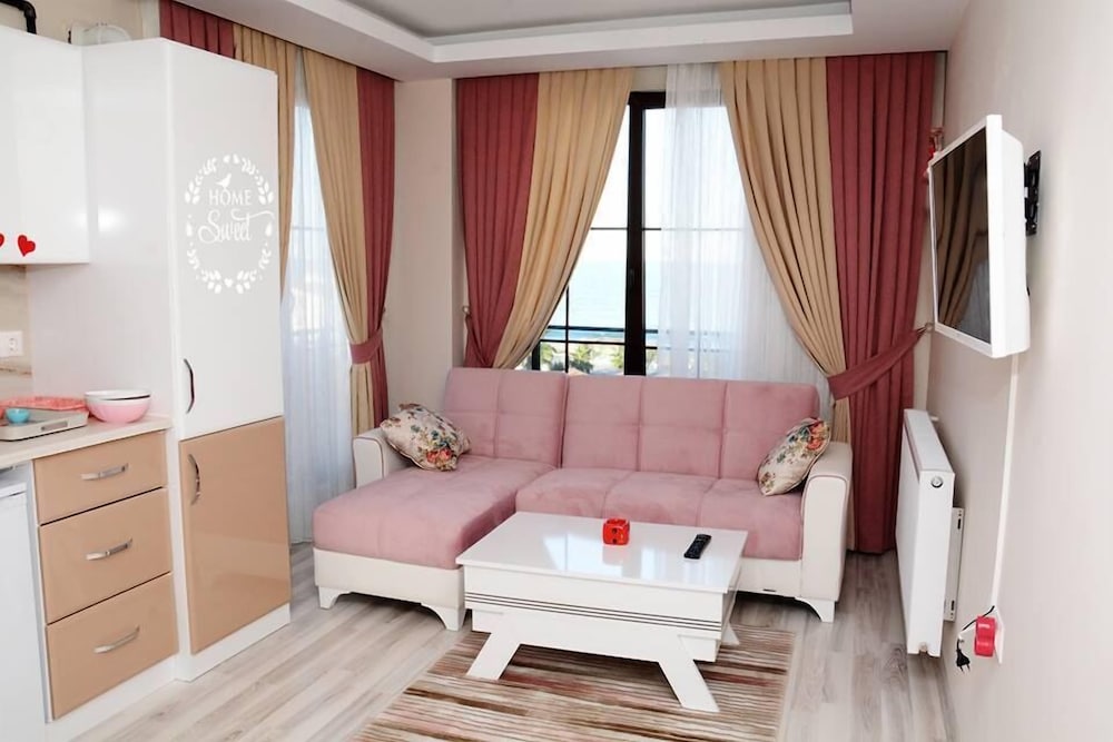 Classic Quadruple Room, 1 Bedroom, Sea View, Sea Facing photo 1
