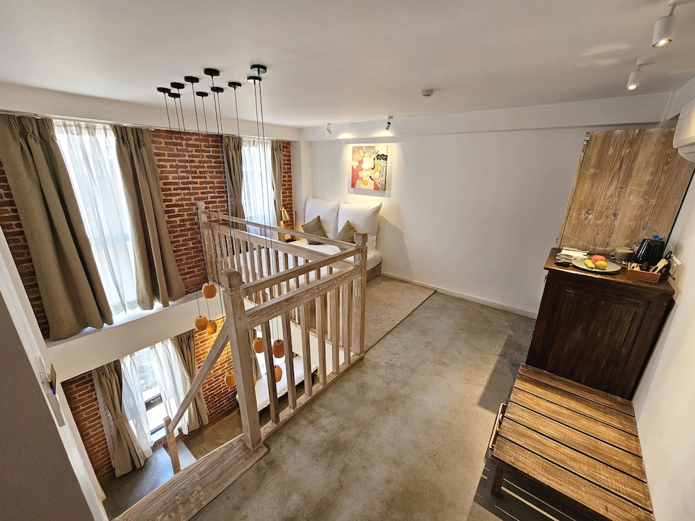 Loft - Photo 4